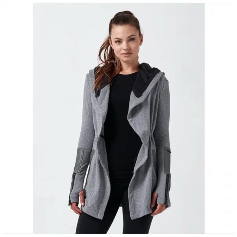 Blanc Noir Maitri Traveler Jacket Oatmeal Grey S | Front Open Hooded | Cinched